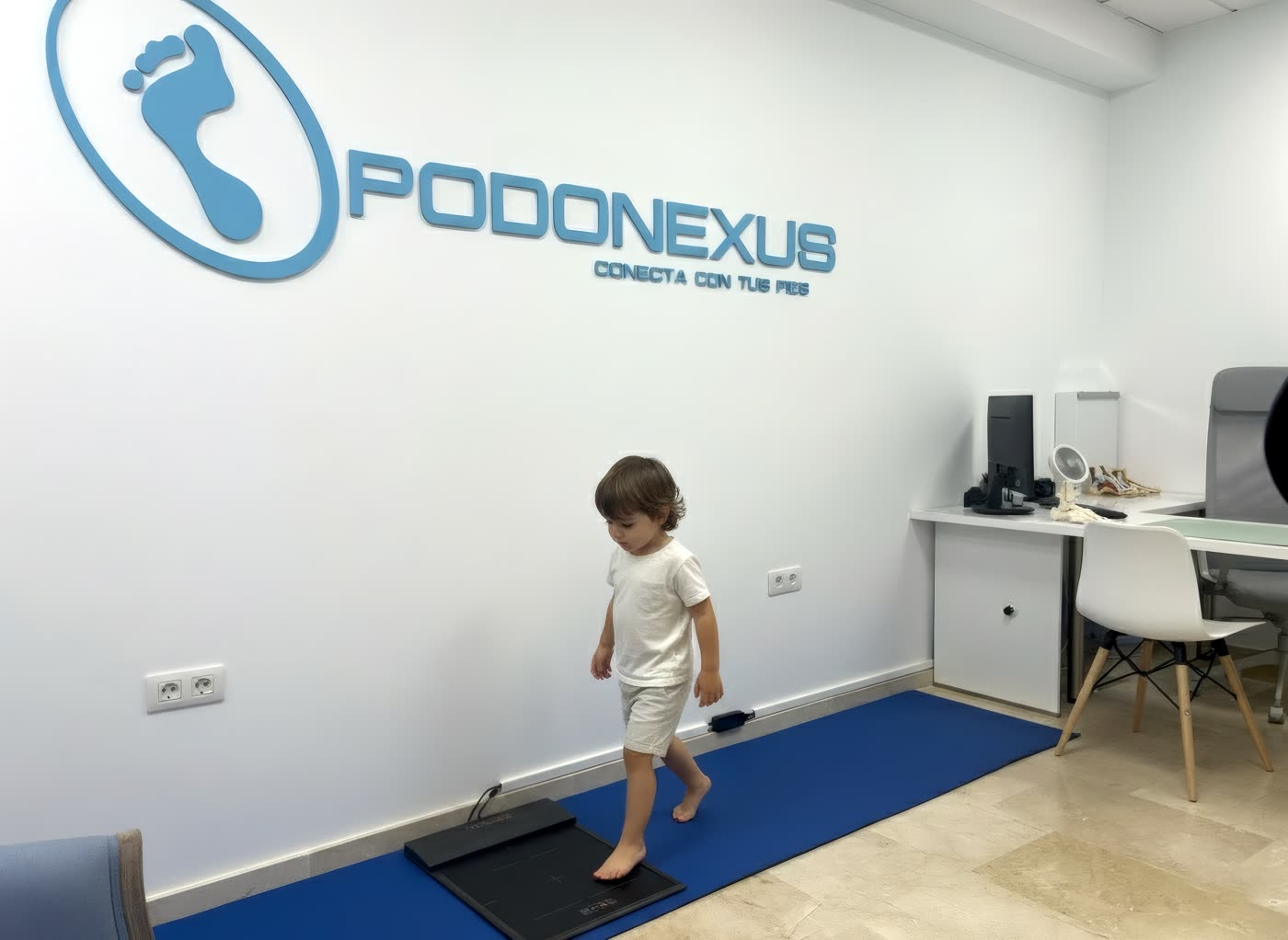 Estudio biomecánico infantil — análisis de la marcha en niños con tecnología Podonexus en La Laguna Tenerife